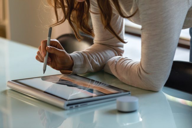 Surface Go 2, caratteristiche e prezzo del nuovo convertibile Microsoft
