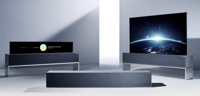 TV arrotolabile OLED R: LG ne mostra il funzionamento al Fuorisalone 2022