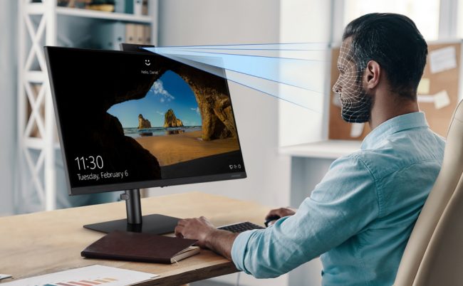 Samsung presenta il suo monitor S4 con webcam a scomparsa