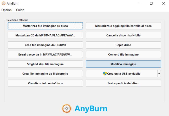 Windows 11 si installa da solo e con tutti i programmi più utili